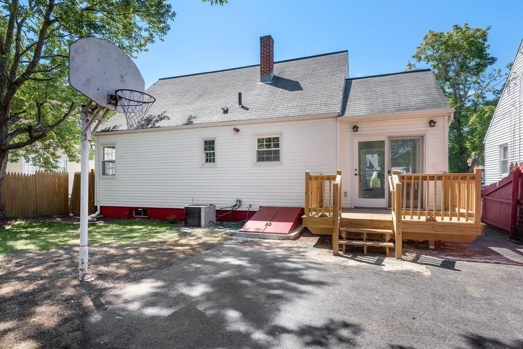 305 Rosewell Street Springfield, MA 01119 - Photo 21 of 22 Gallery Image 21