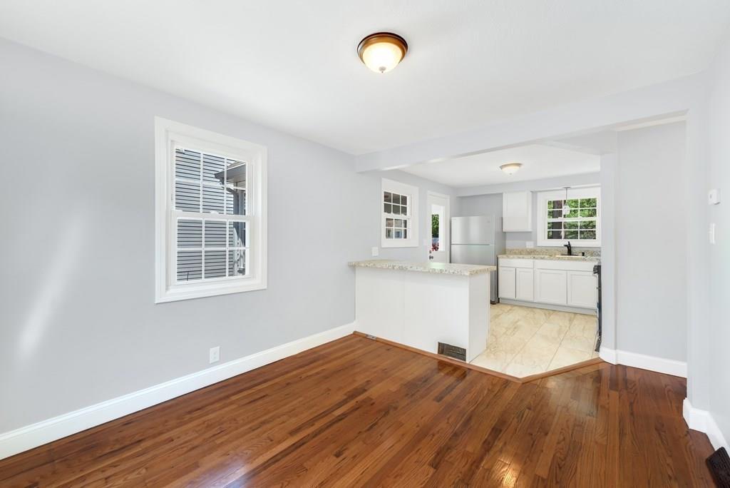 305 Rosewell Street Springfield, MA 01119 - Photo 6 of 22 Gallery Image 6