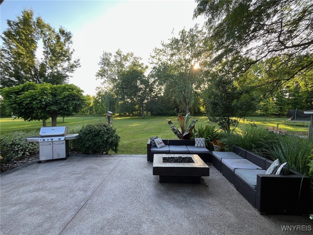 7812 Northfield Road Clarence, NY 14032 - Photo 32 of 39