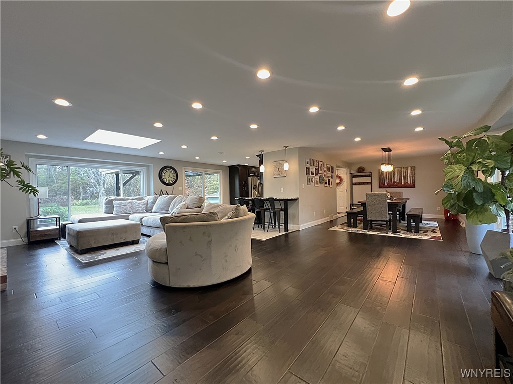 7812 Northfield Road Clarence, NY 14032 - Photo 4 of 39