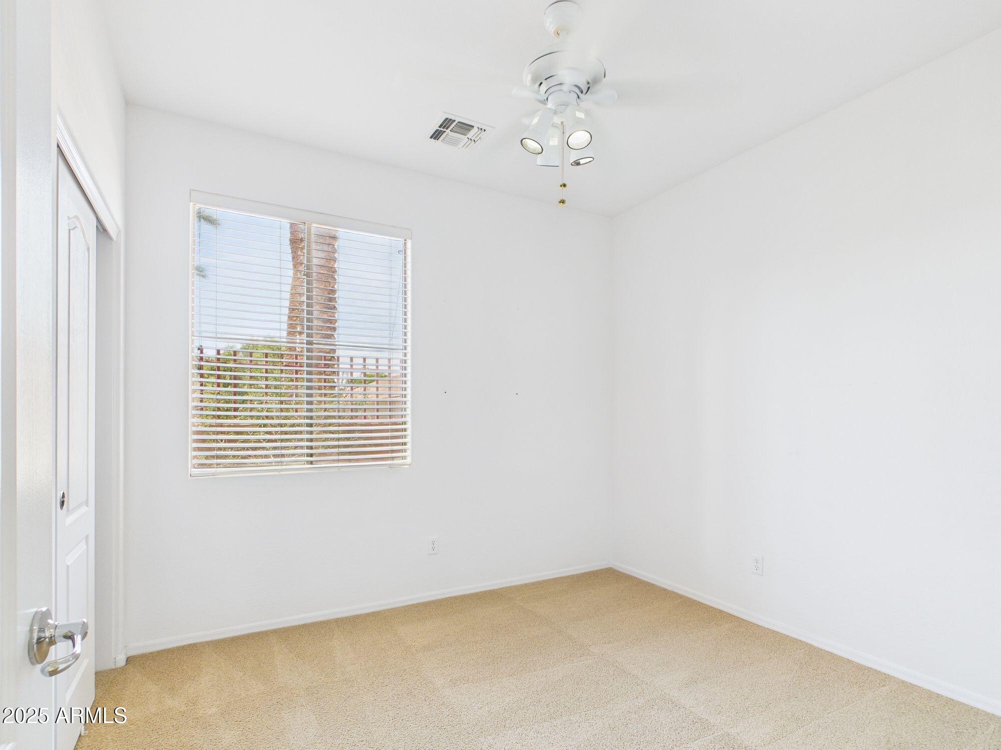 6334 South Blake Street Gilbert, AZ 85298 - Photo 19 of 40 12-web-or-mls-CAM03379G0-PR0143-STILL010