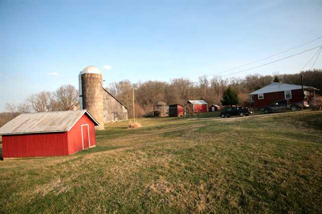 10227 Messmer Road Savanna, IL 61074 - Photo 2 of 12 Gallery Image 2