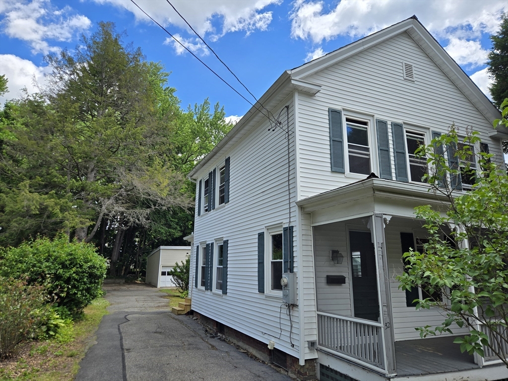 32 Hampden Street Northampton, MA 01060 - Photo 5 of 29