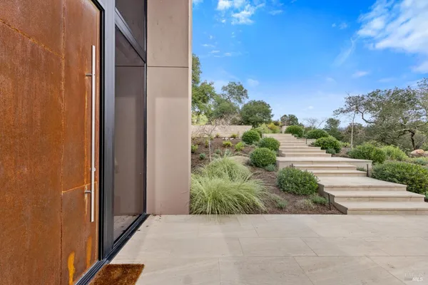 $9,250,000 | 860 Meadowood Lane, St. Helena, CA 94574