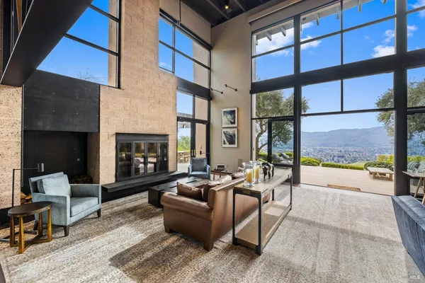 $9,250,000 | 860 Meadowood Lane, St. Helena, CA 94574