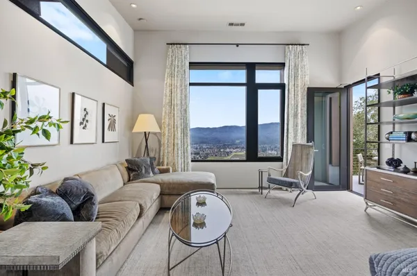 $9,250,000 | 860 Meadowood Lane, St. Helena, CA 94574