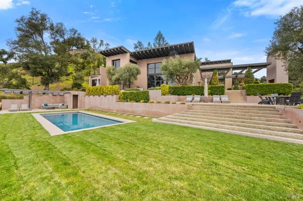 $9,250,000 | 860 Meadowood Lane, St. Helena, CA 94574