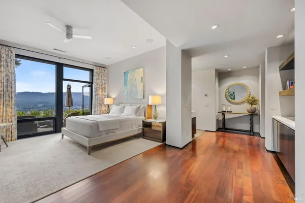 $9,250,000 | 860 Meadowood Lane, St. Helena, CA 94574