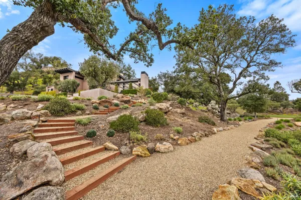 $9,250,000 | 860 Meadowood Lane, St. Helena, CA 94574