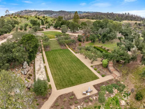 $9,250,000 | 860 Meadowood Lane, St. Helena, CA 94574
