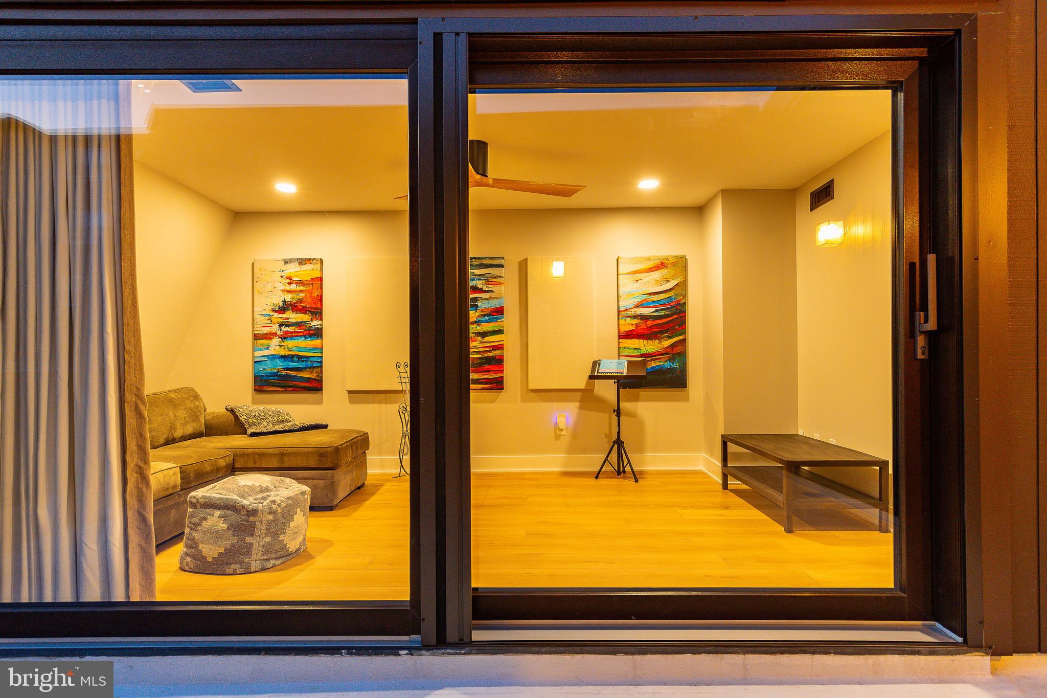 15 Haddonfield Cmns, Unit 15 Haddonfield, NJ 08033 - Photo 35 of 48 a view of a bathroom from a window