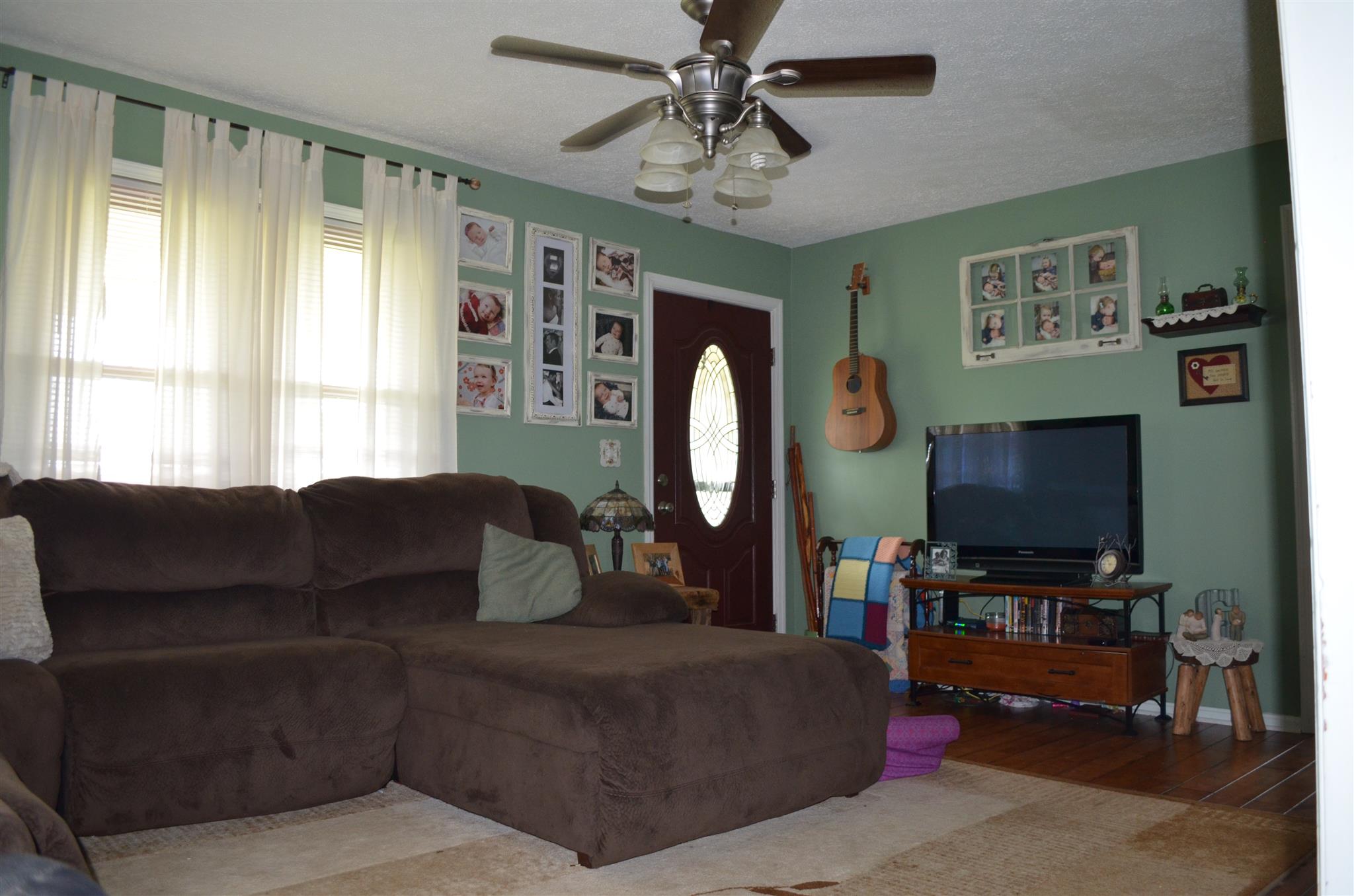 2985 Sylvia Road Dickson, TN 37055 - Photo 9 of 25 Gallery Image 9