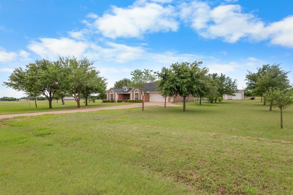 1007 Morning Star Circle China Spring, TX 76633 - Photo 5 of 40
