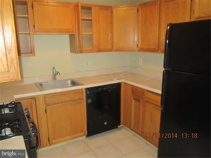3088 Sumter Road Camden, NJ 08104 - Photo 3 of 7