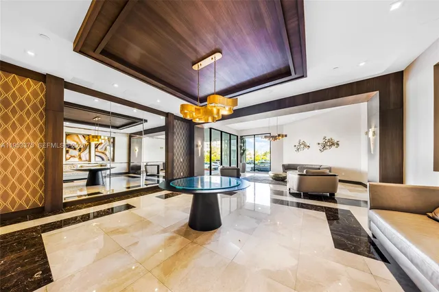 $3,500 | 20515 East Country Club Drive, Unit PH42, Aventura, FL 33180