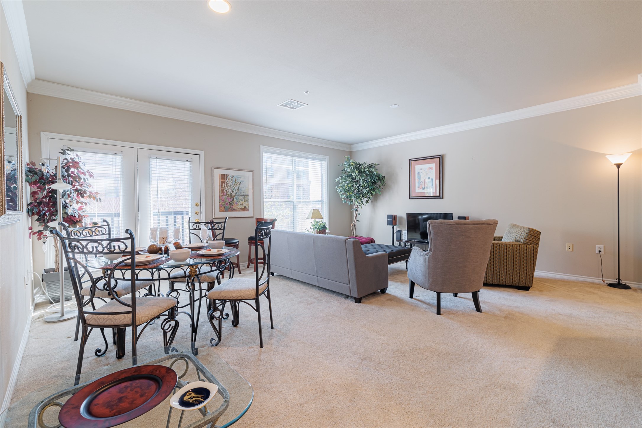 2400 McCue Road, Unit 360 Houston, TX 77056 - Photo 3 of 24