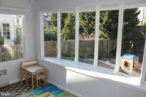 4507 Q Street Northwest Washington, DC 20007 - Photo 11 of 30 Interior (General)