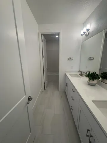 $1,322,623 | 5638 Lakepointe Drive, Rocklin, CA 95677