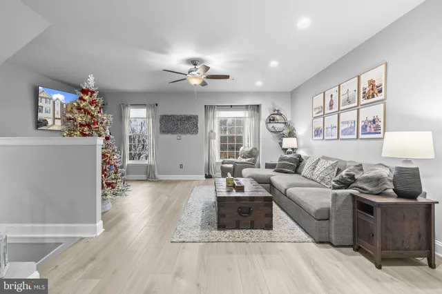 $514,900 | 204 Braxton Way, Unit 204, Edgewater, MD 21037