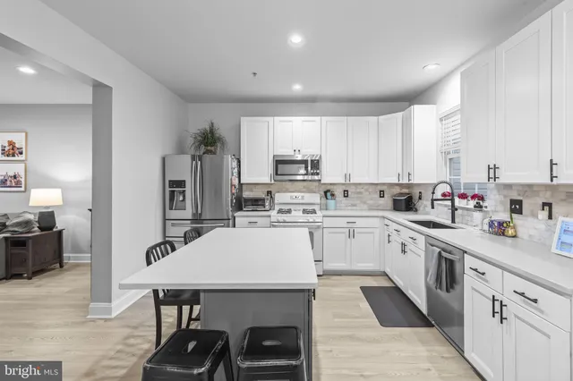 $514,900 | 204 Braxton Way, Unit 204, Edgewater, MD 21037