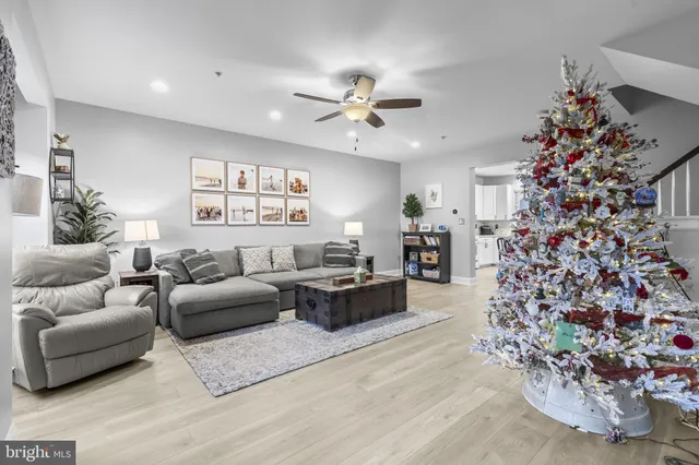 $514,900 | 204 Braxton Way, Unit 204, Edgewater, MD 21037