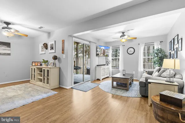 $514,900 | 204 Braxton Way, Unit 204, Edgewater, MD 21037