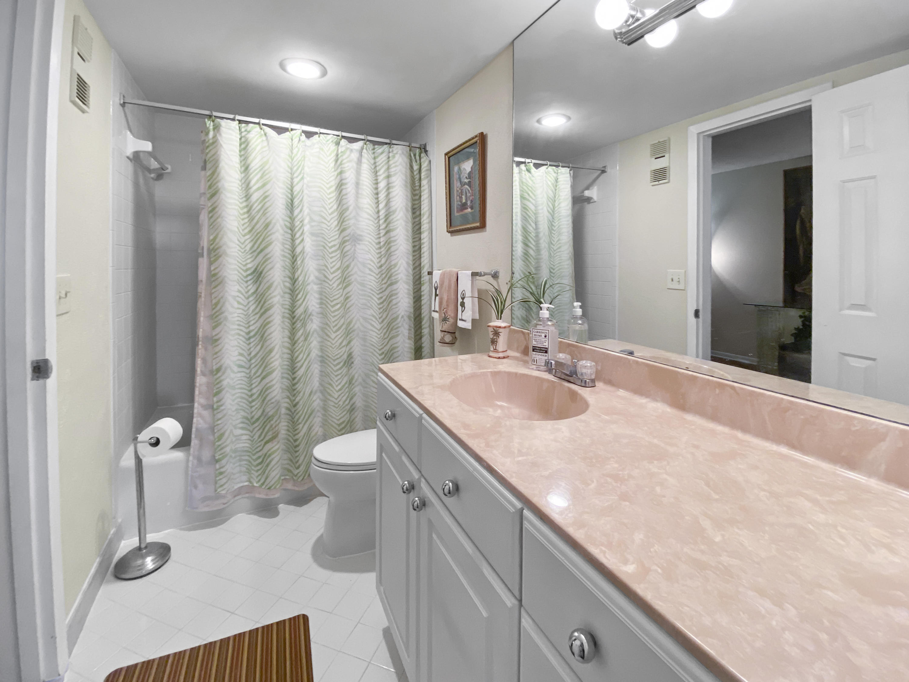 336 Golfview Road, Unit 512 North Palm Beach, FL 33408 - Photo 18 of 53 jack and jill bath