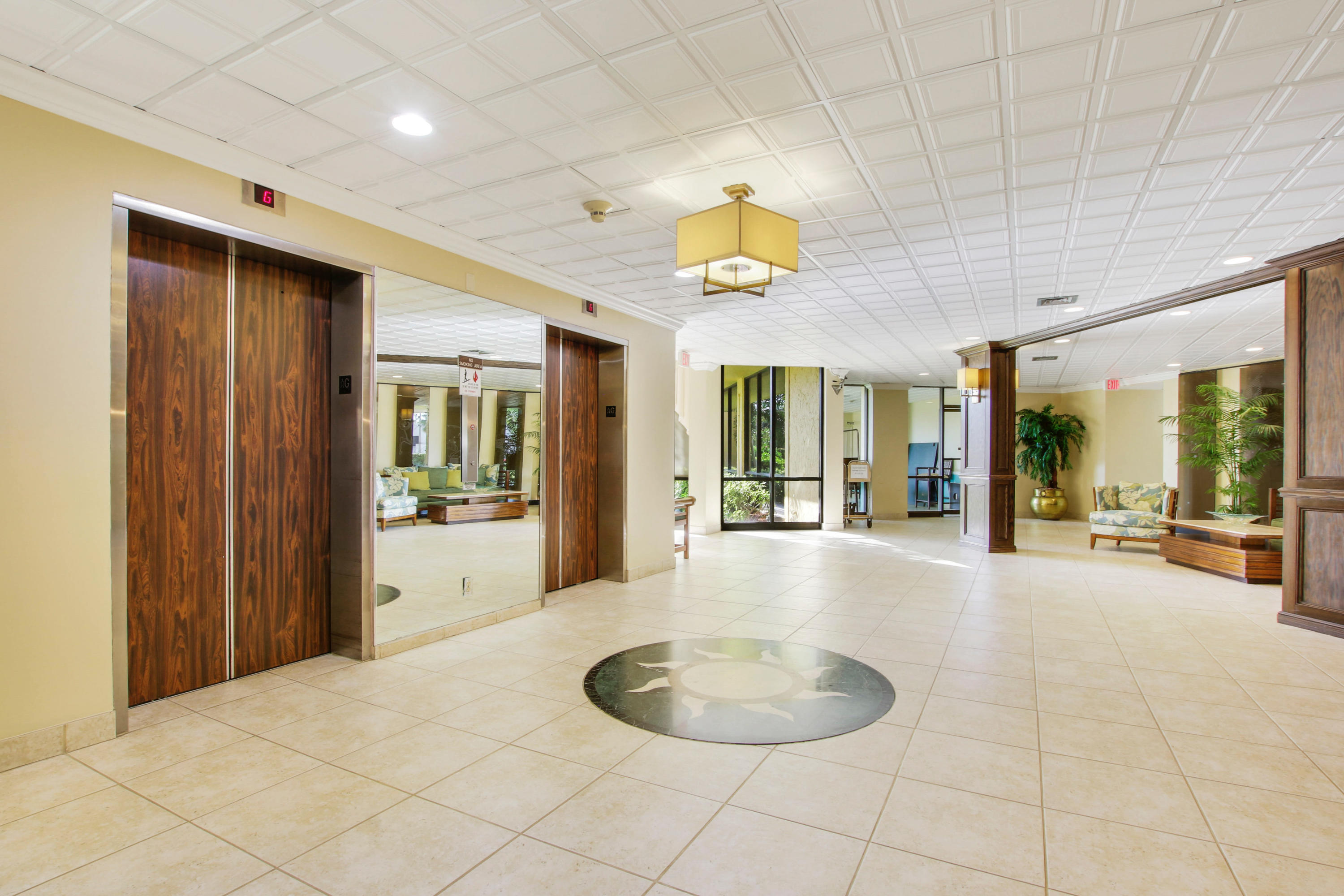 336 Golfview Road, Unit 512 North Palm Beach, FL 33408 - Photo 42 of 53 Entry