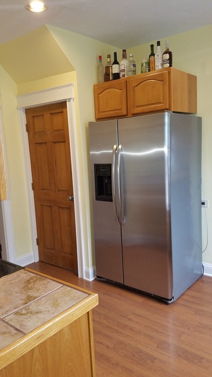 68 Purchase Street Worcester, MA 01606 - Photo 3 of 11 Gallery Image 3