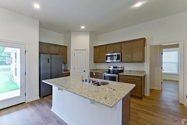 $1,790 | 101 Teddy Lane, Lafayette, LA 70507