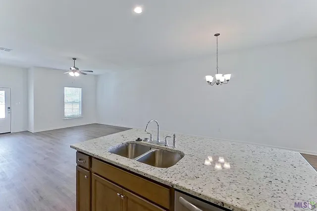 $1,790 | 101 Teddy Lane, Lafayette, LA 70507