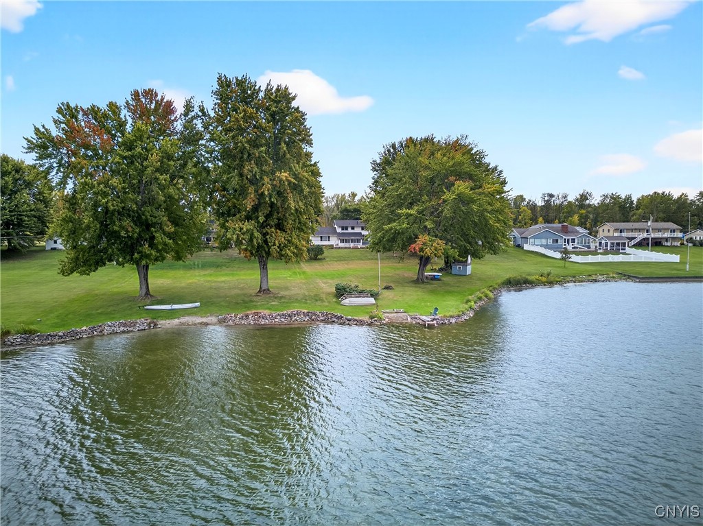 317 Barrett Lane Bridgeport, NY 13030 - Photo 40 of 44