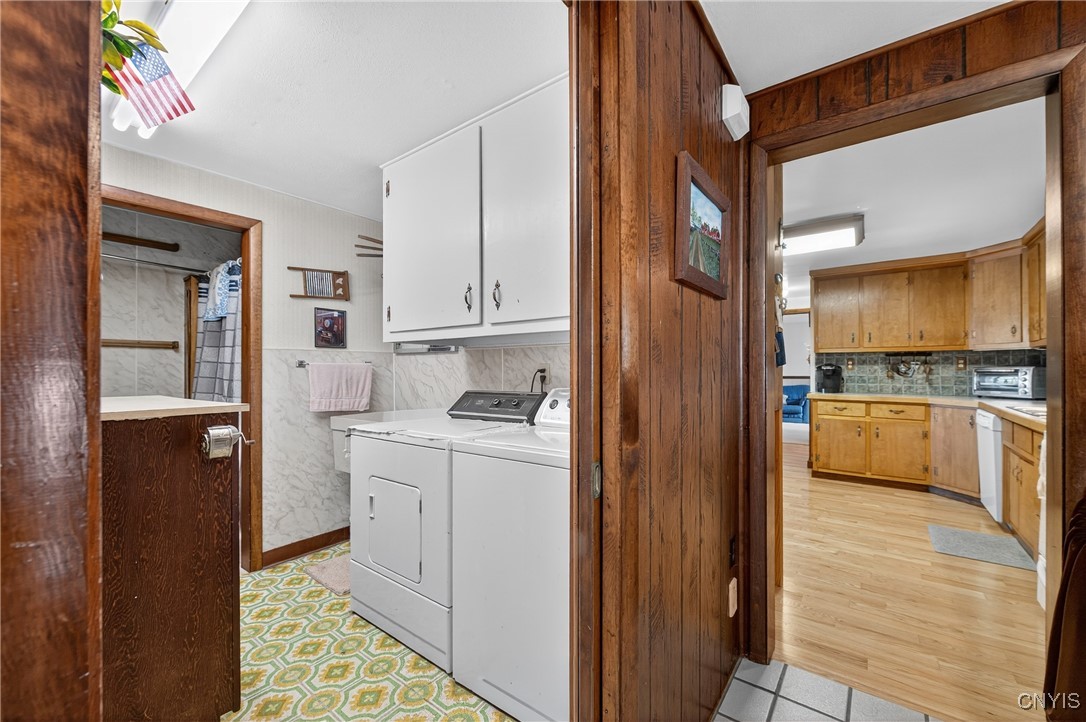 317 Barrett Lane Bridgeport, NY 13030 - Photo 8 of 44