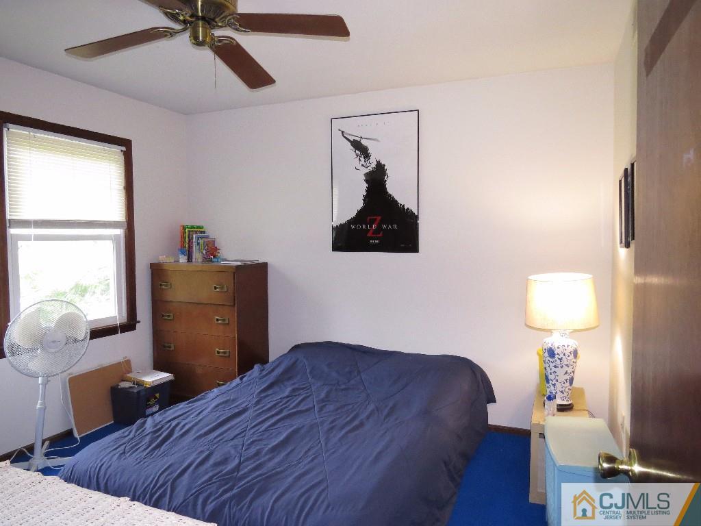 27 Wilshire Road Edison, NJ 08817 - Photo 9 of 12 Gallery Image 9