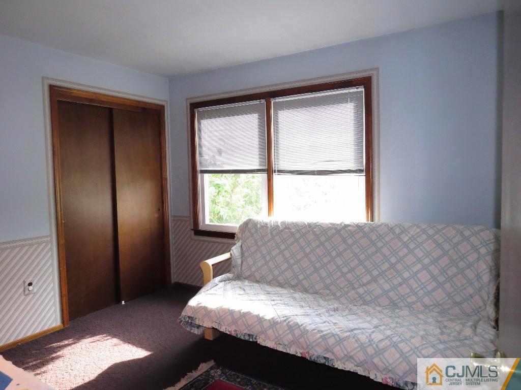 27 Wilshire Road Edison, NJ 08817 - Photo 10 of 12 Gallery Image 10