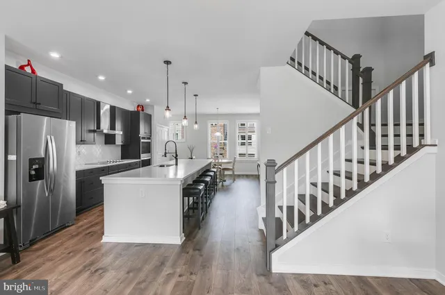 $799,900 | 2603 Loganberry Drive, Herndon, VA 20171