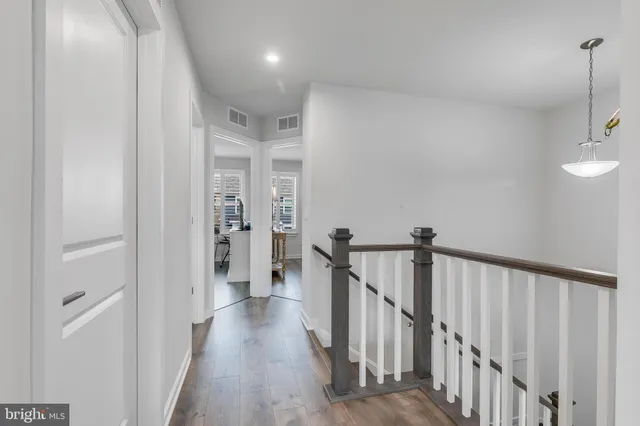 $799,900 | 2603 Loganberry Drive, Herndon, VA 20171