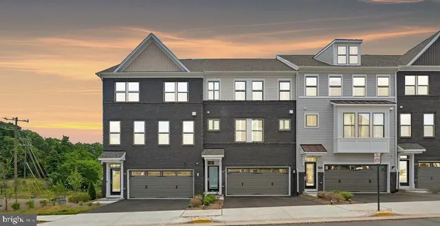 $799,900 | 2603 Loganberry Drive, Herndon, VA 20171