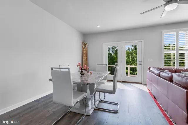 $799,900 | 2603 Loganberry Drive, Herndon, VA 20171