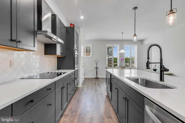 $799,900 | 2603 Loganberry Drive, Herndon, VA 20171