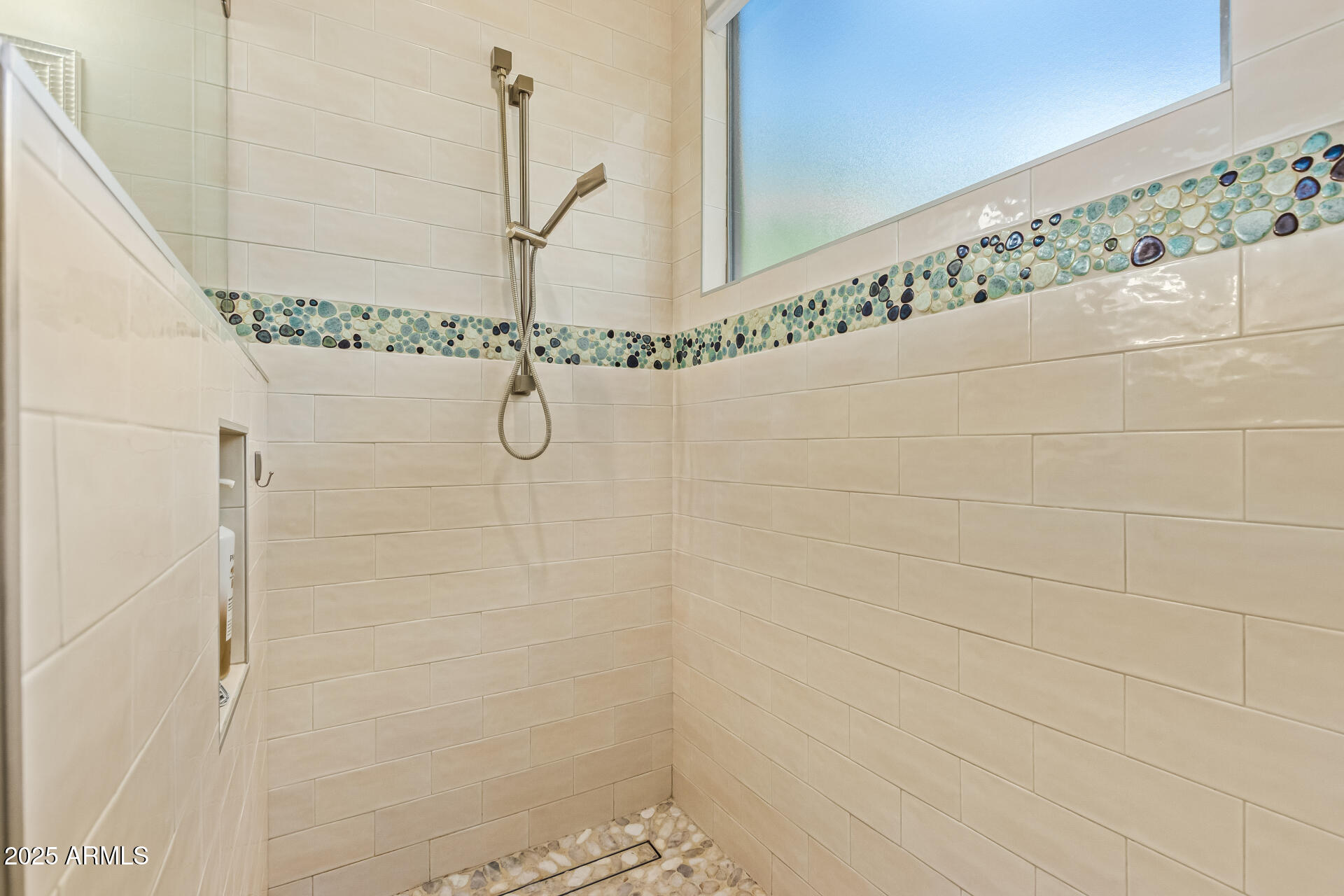 535 South Lemon Court Gilbert, AZ 85296 - Photo 18 of 36 a bathroom with a shower