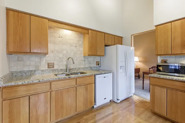 $450,000 | 728 North Stark Drive, Palatine, IL 60074