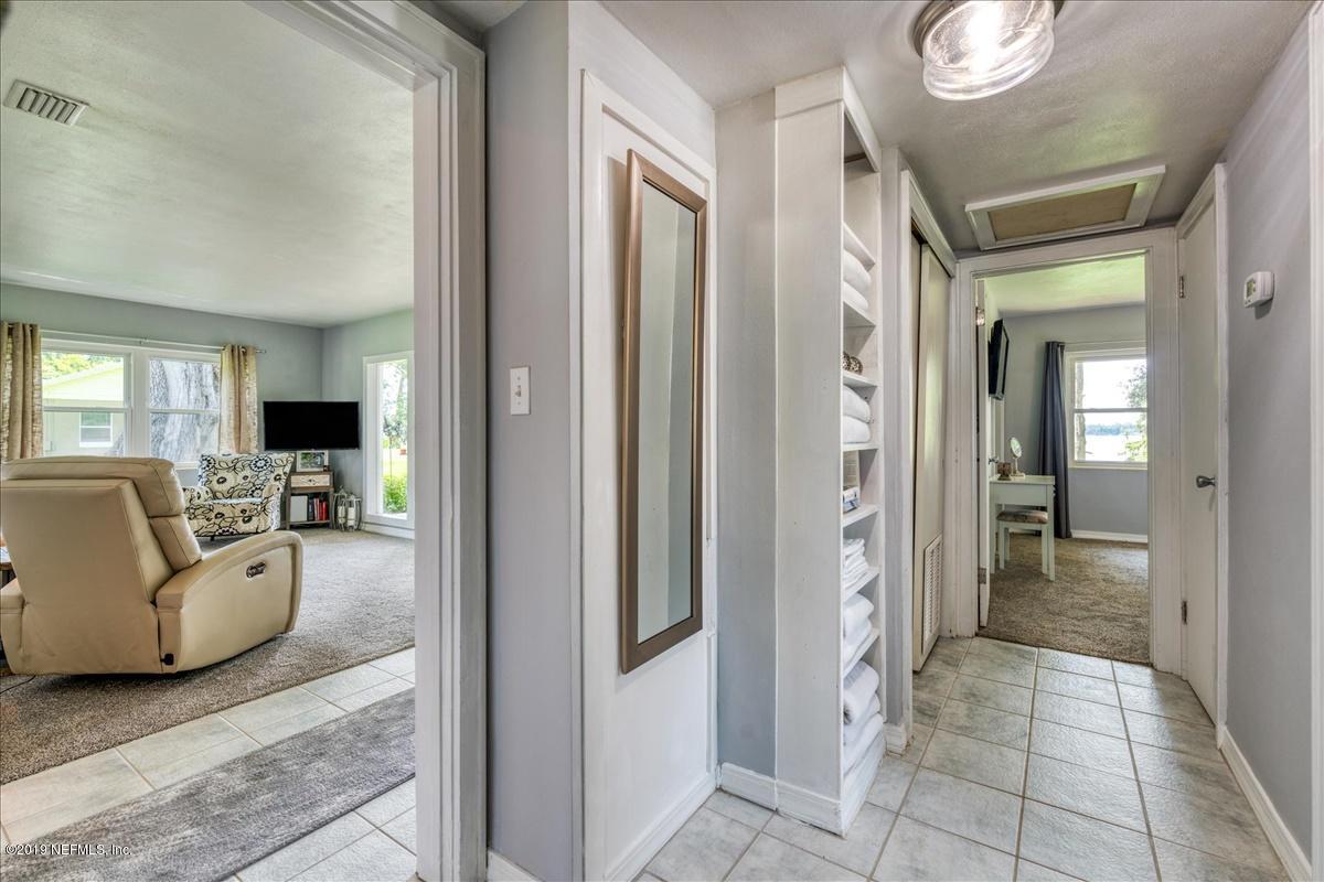 213 Moritani Point Road East Palatka, FL 32131 - Photo 21 of 55 Hallway