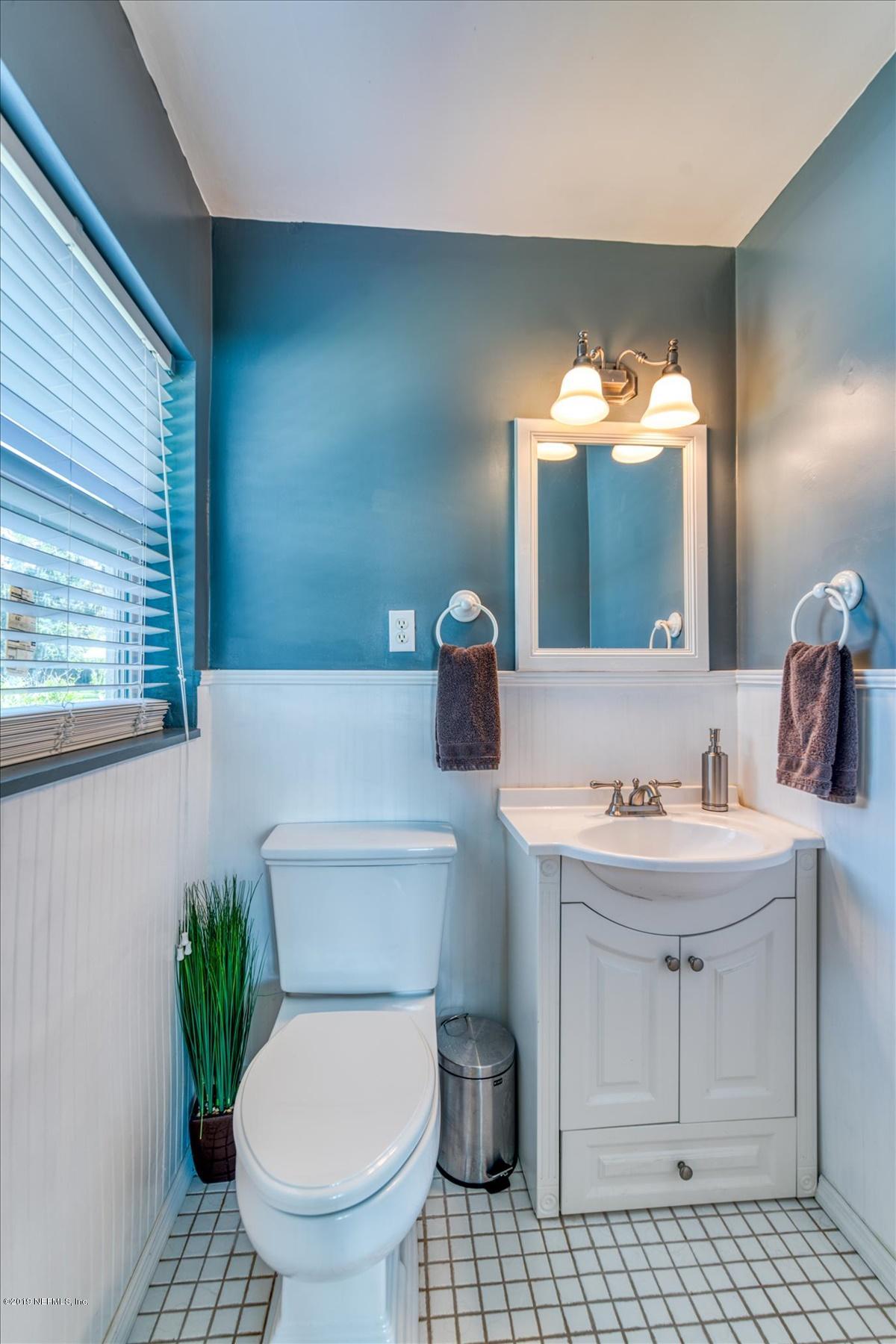 213 Moritani Point Road East Palatka, FL 32131 - Photo 25 of 55 Half Bath in Master