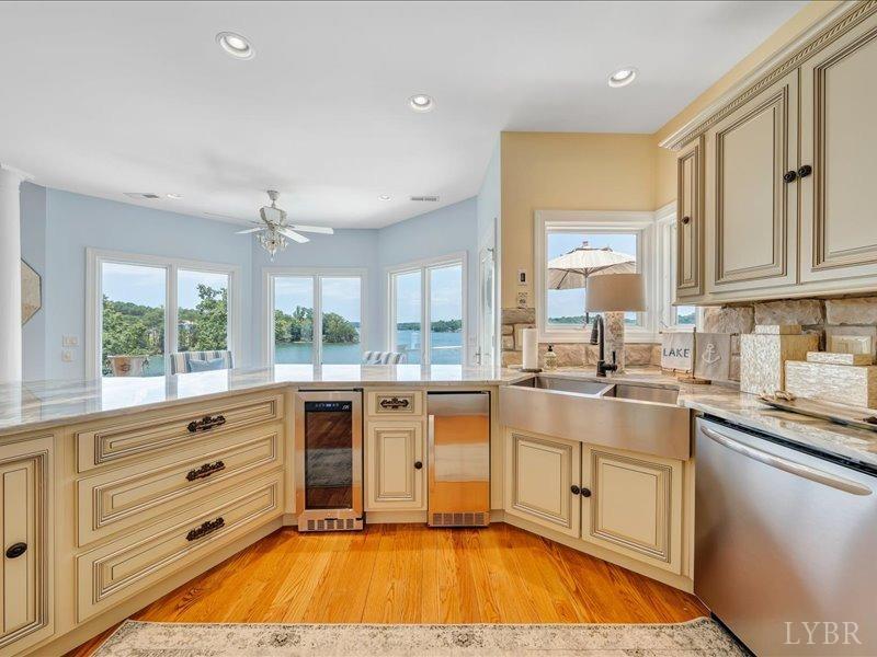 1641 Merriman Way Road Moneta, VA 24121 - Photo 23 of 34 Gallery Image 23