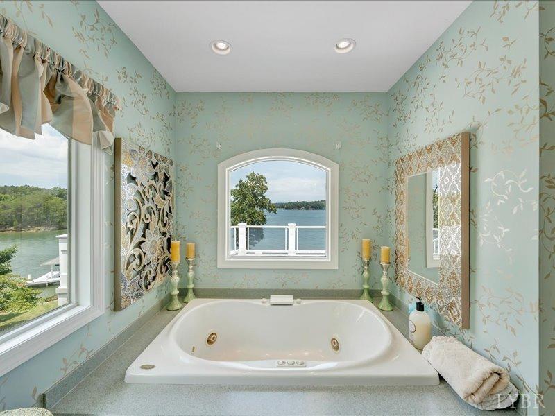 1641 Merriman Way Road Moneta, VA 24121 - Photo 28 of 34 Gallery Image 28