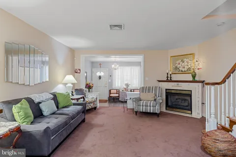 $399,900 | 2836 South 15th Street, Philadelphia, PA 19145