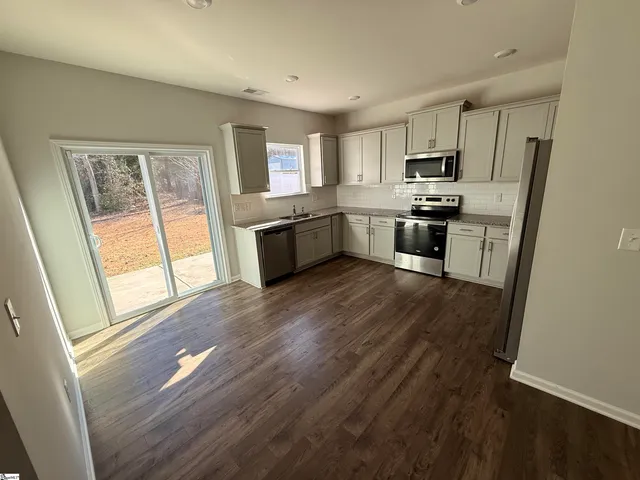 $309,900 | 734 Liberty Walk Lane, Simpsonville, SC 29681