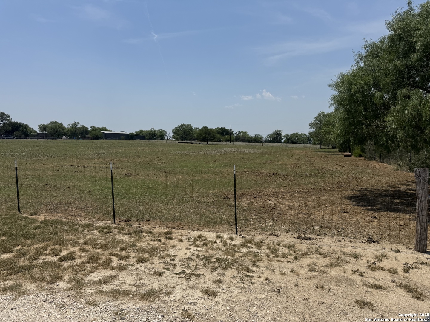 7084 Richter Road Elmendorf, TX 78112 - Photo 10 of 59