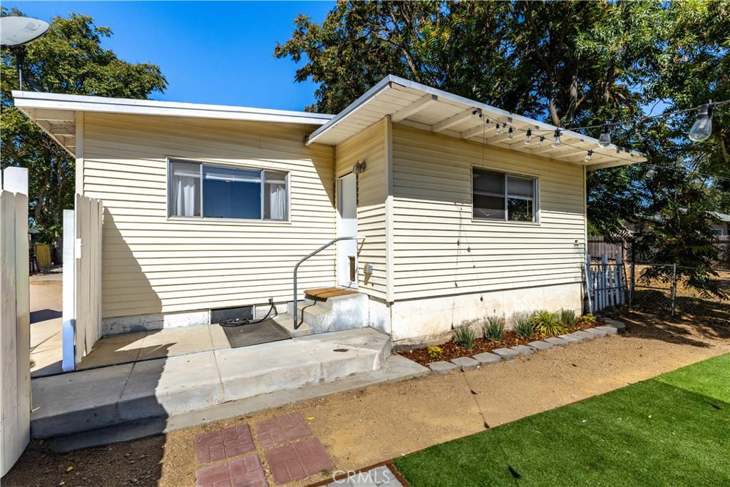 317 Crocker Street Templeton, CA 93465 - Photo 26 of 36 a view of a house with a yard
